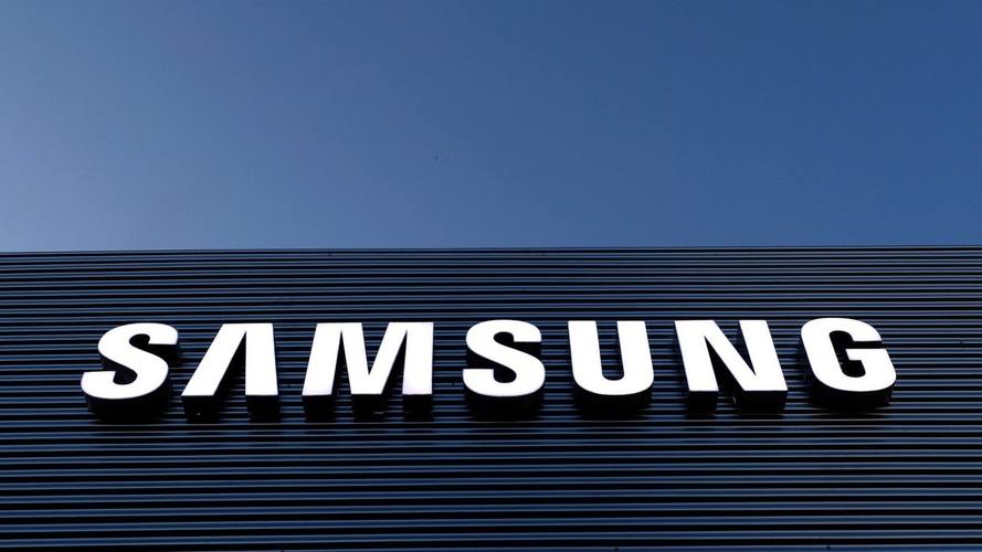 Samsung cooperates with Zhihu to optimize the folding screen reading experience