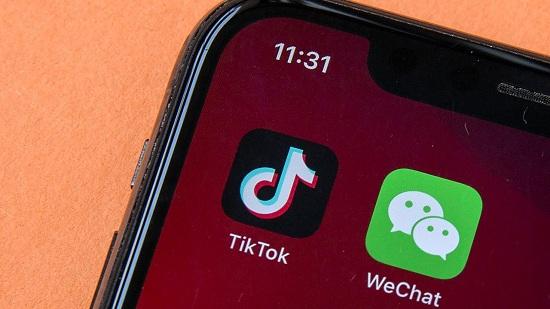 TikTok Tests “Video Rewind” for Instant Replays