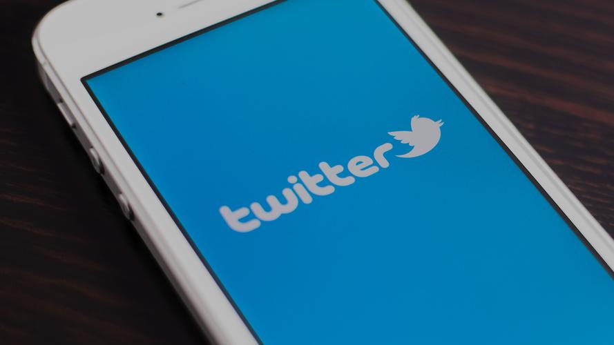 Twitter Tests ‘Crowdsourced Editing’ for Articles